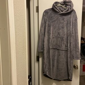 Blanket Hoodie with kangaroo pocket